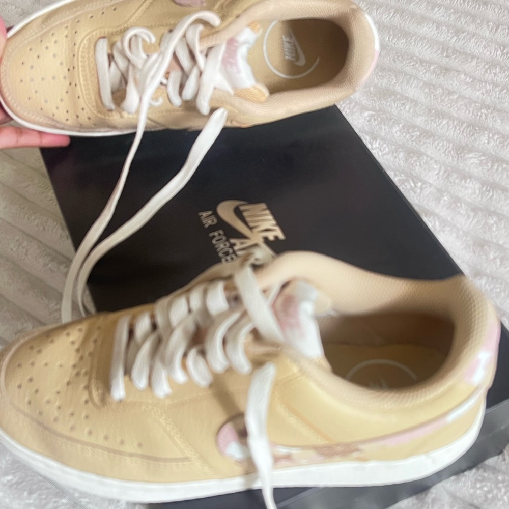 Nike Air Force 1 Light Tan Sneakers